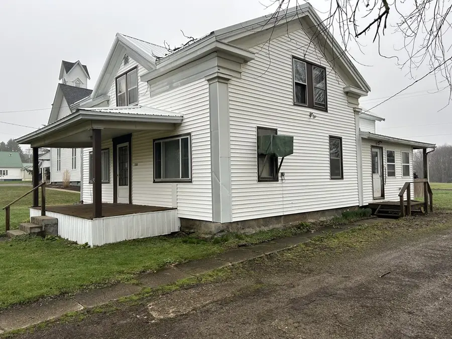 33282 N Main Street, Townville, PA 16360 - #2