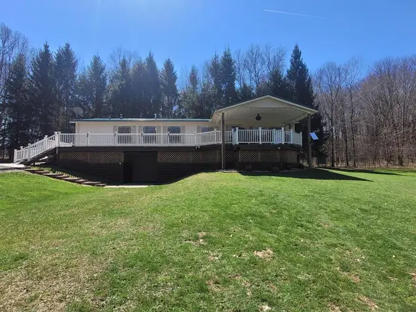 953 Gibson Hill Road, Oil City, PA 16301