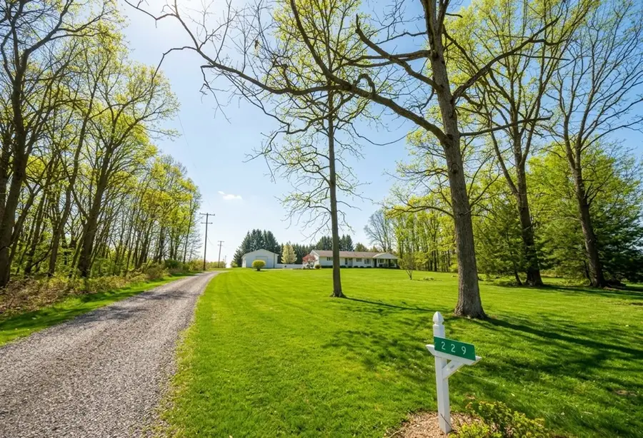 229 Kings Hwy, Oil City, PA 16301 - #2