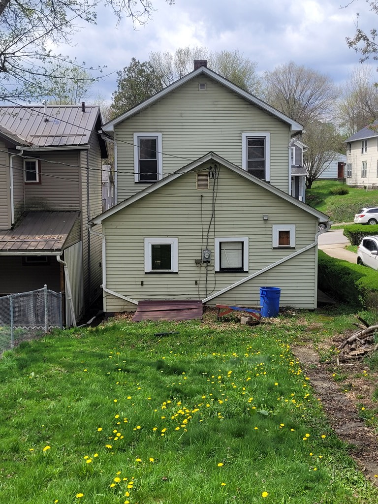 227 Bissell Ave, Oil City, PA 16301 - #2