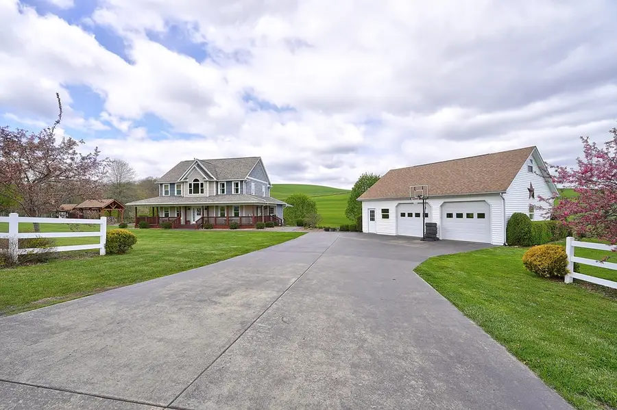 4362 Charles Rd, New Bethlehem, PA 16242 - #2