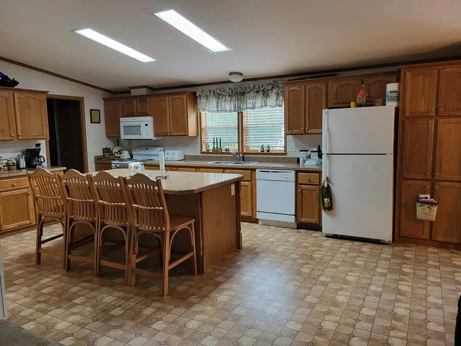 40 Holiday Acres Lane, Cooksburg, PA 16217 - #2