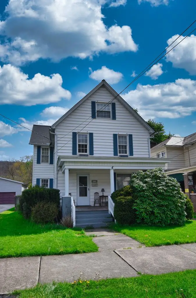 618 Liberty St, Franklin, PA 16301 - #1