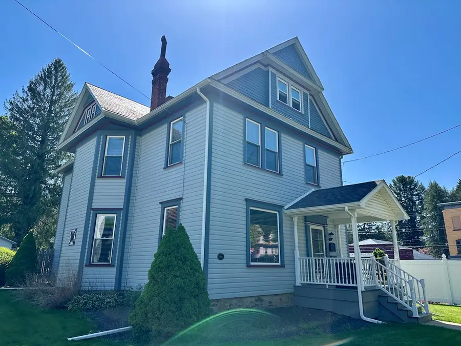 806 Liberty Street, Franklin, PA 16323 - #2