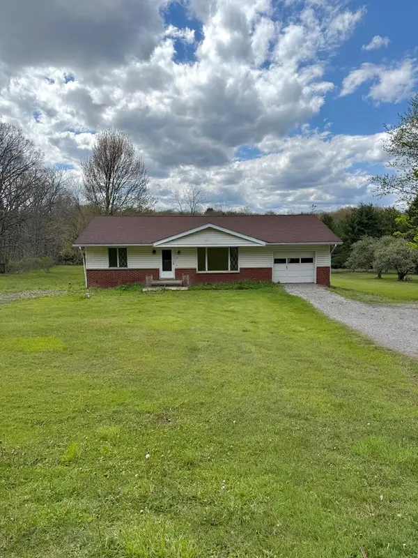 527 Heckathorn Church Rd, Seneca, PA 16346