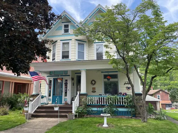 410 West 1st St, Oil City, PA 16301