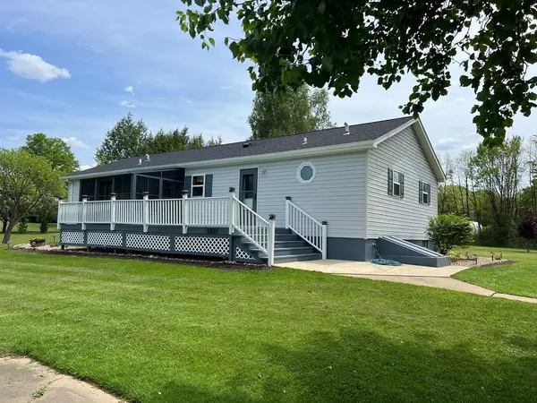 153 Hart Drive, Franklin, PA 16323