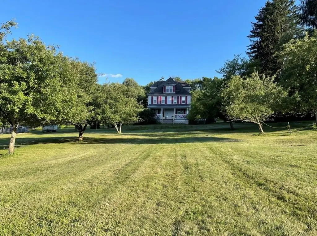 1226 Mercer Rd, Franklin, PA 16323 - #1