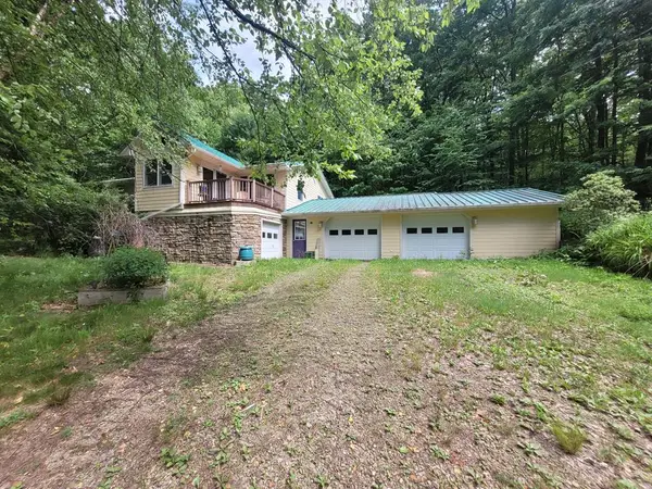 151 Hovis Lane, Franklin, PA 16323
