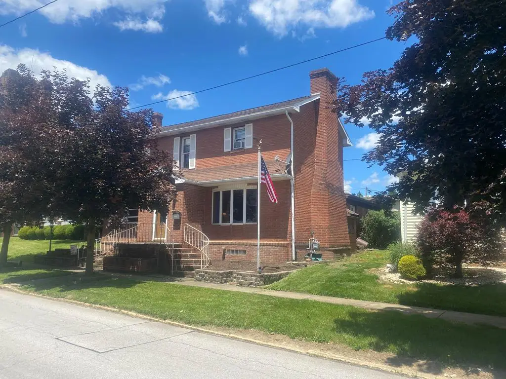 411 Penn St, New Bethlehem, PA 16242 - #1