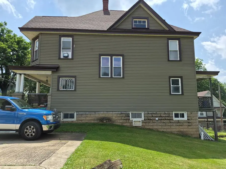114 & 116 W Fourth St, Oil City, PA 16301 - #2