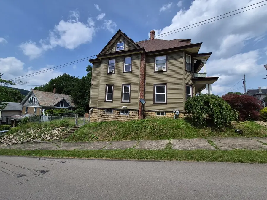 114 & 116 W Fourth St, Oil City, PA 16301 - #3