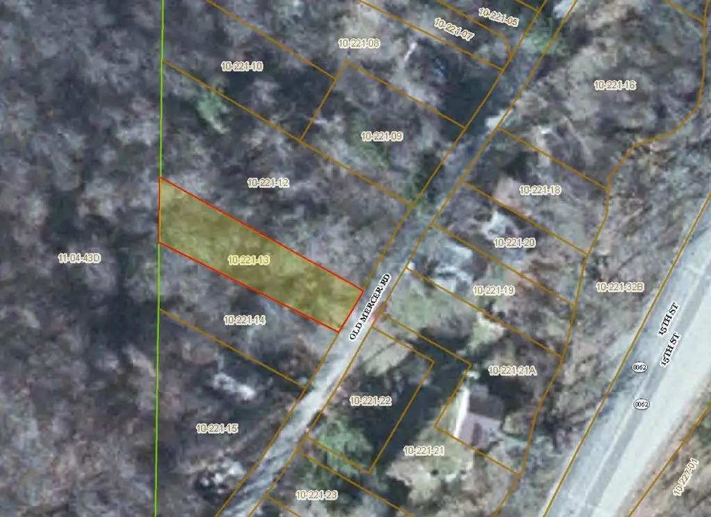 832 15th St, Franklin, PA 16323 - #1