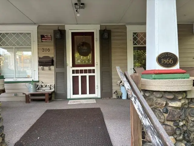 316 9th Street, Franklin, PA 16323 - #2