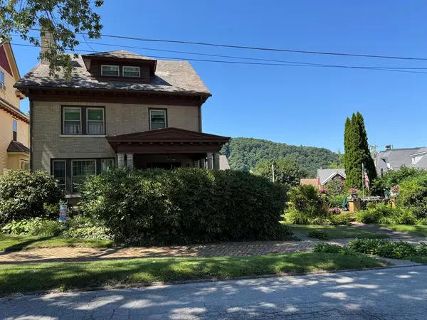 146 W Third St, Oil City, PA 16301