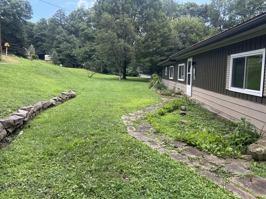 160 Piscataqua Drive, Leeper, PA 16233 - #2