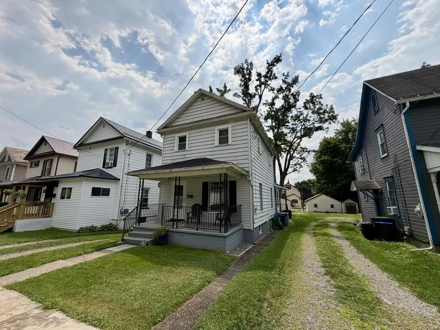 223 Pacific St, Franklin, PA 16323 - #2