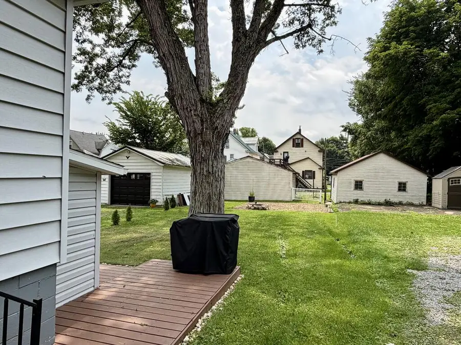 223 Pacific St, Franklin, PA 16323 - #3