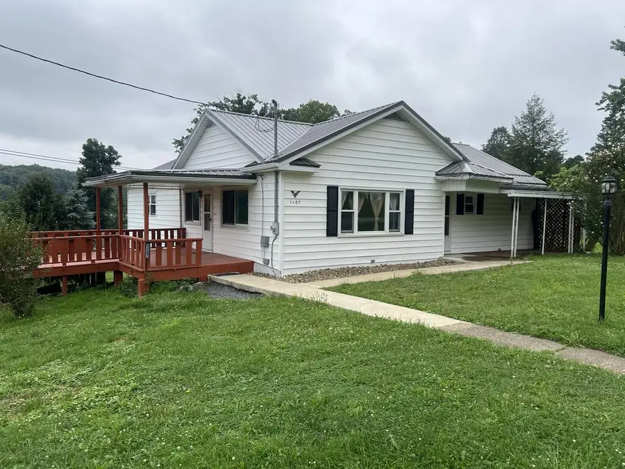 1107 Beighlea Avenue, Franklin, PA 16323 - #2