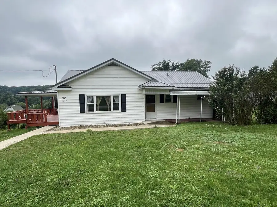 1107 Beighlea Avenue, Franklin, PA 16323 - #3