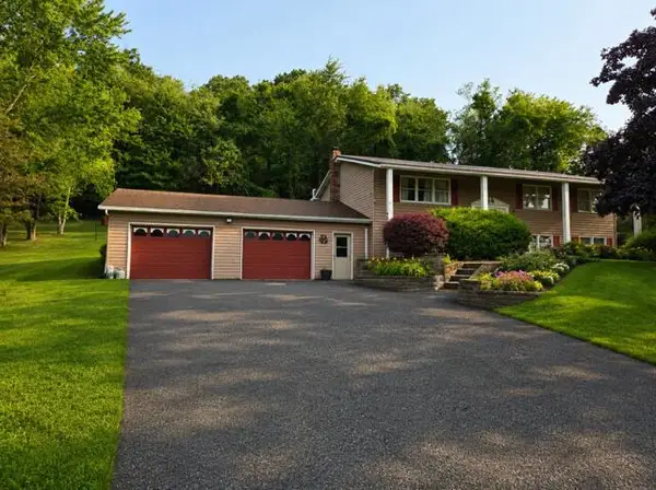 69 Hillside Road, Ringgold, PA 15770