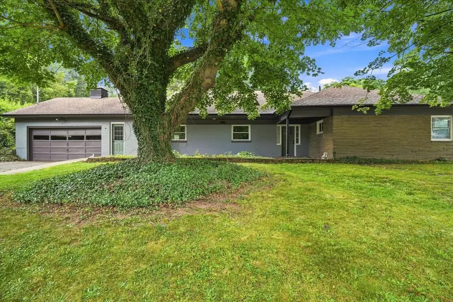 916 Innis St., Oil City, PA 16301 - #3