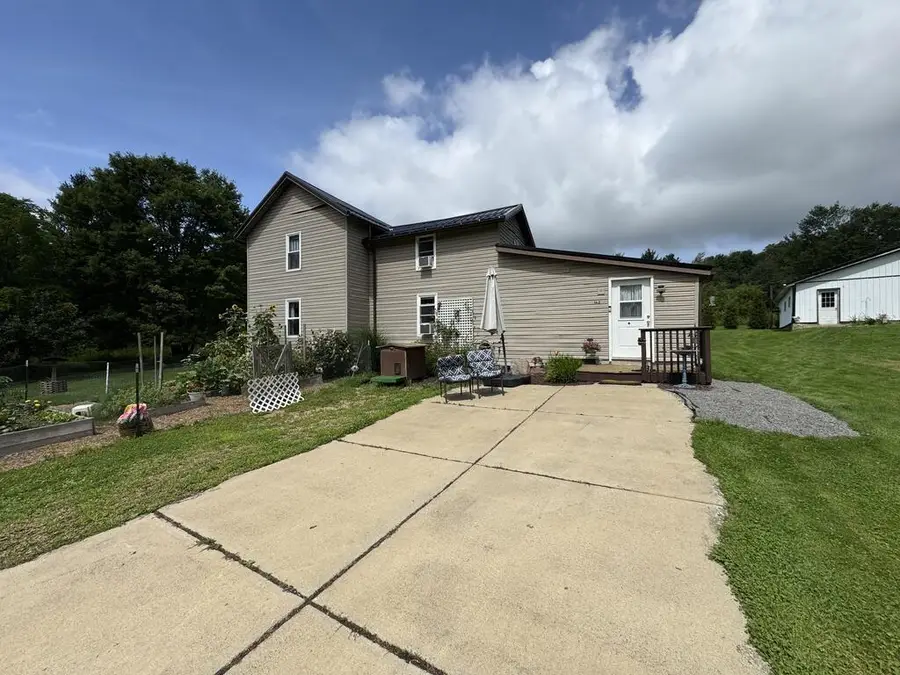 162 Infield Dr, Franklin, PA 16323 - #2