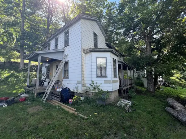 1348 Sassafras, Franklin, PA 16323