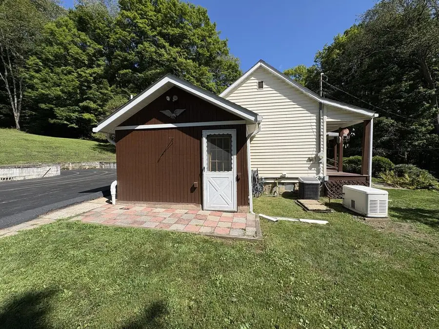 187 Kaneville, Oil City, PA 16301 - #2