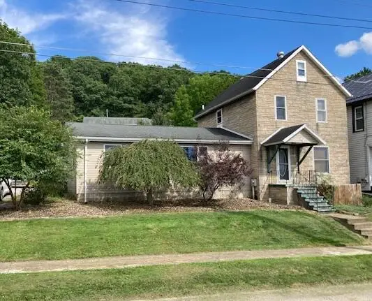 49 Manning Street, Oil City, PA 16301