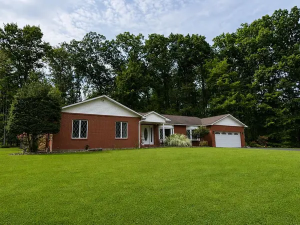 20 Woodland Drive, Oil City, PA 16301