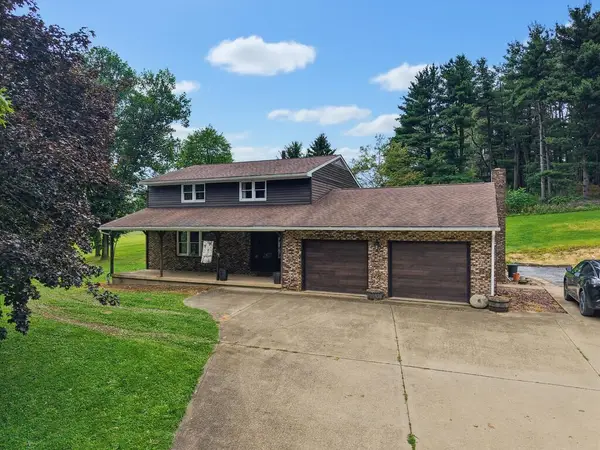197 Sherman Heights S, Fairmount City, PA 16224