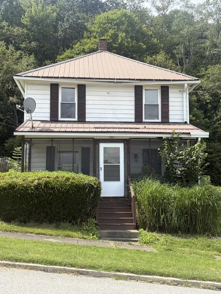 701 South Perry Street, Titusville, PA 16354 - #2