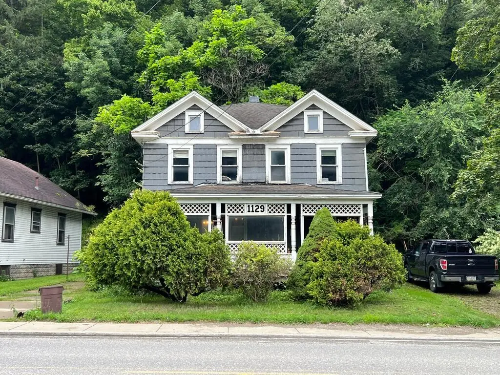 1129 E 2nd St, Oil City, PA 16301 - #1
