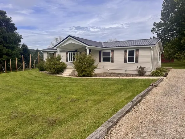 2438 Patchel Run Road, Franklin, PA 16323