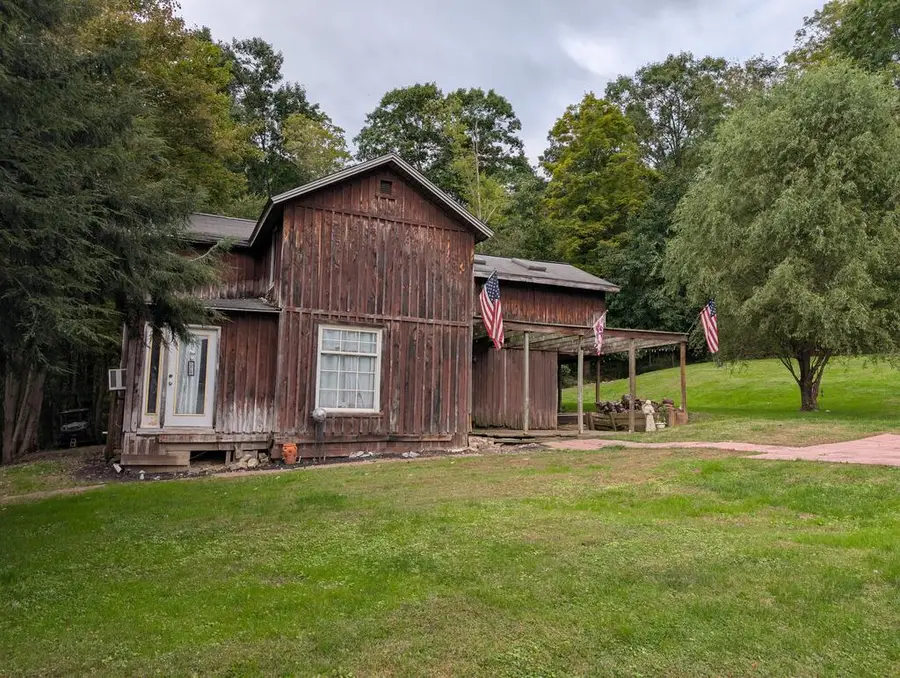 210 Dale St, Tionesta, PA 16353 - #2
