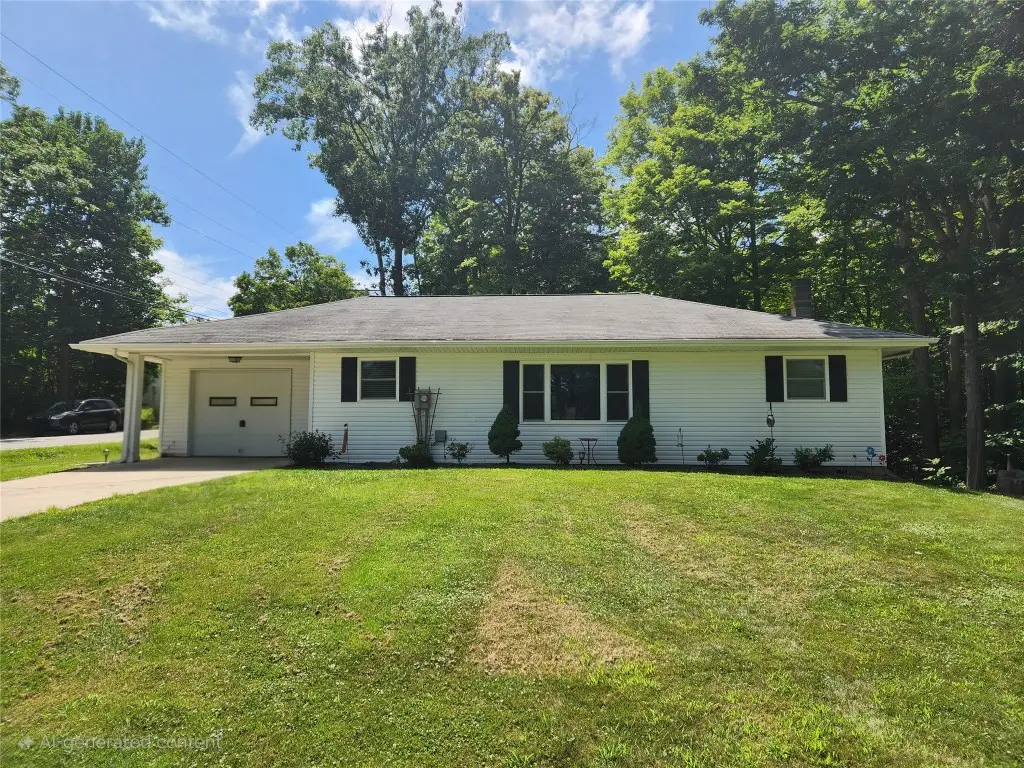 70 Robison Road W, Erie, PA 16509 - Image #1