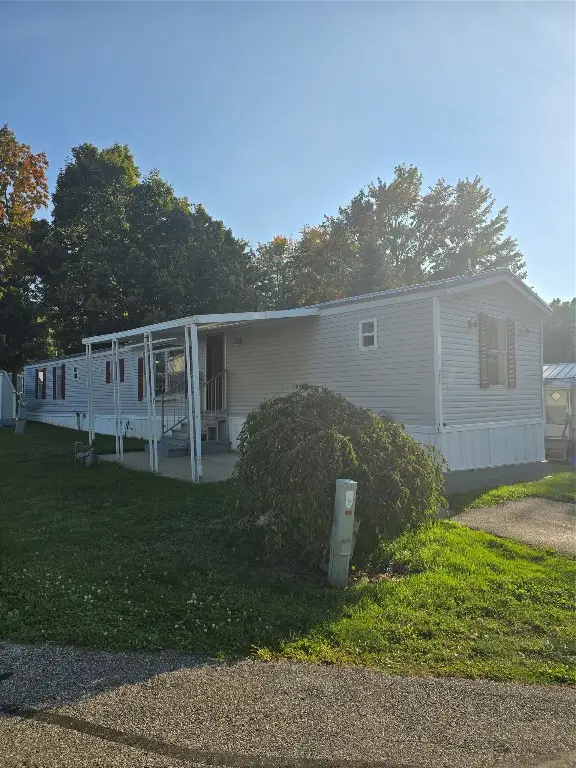 522 Memory Lane, Girard, PA 16417 - Image #1