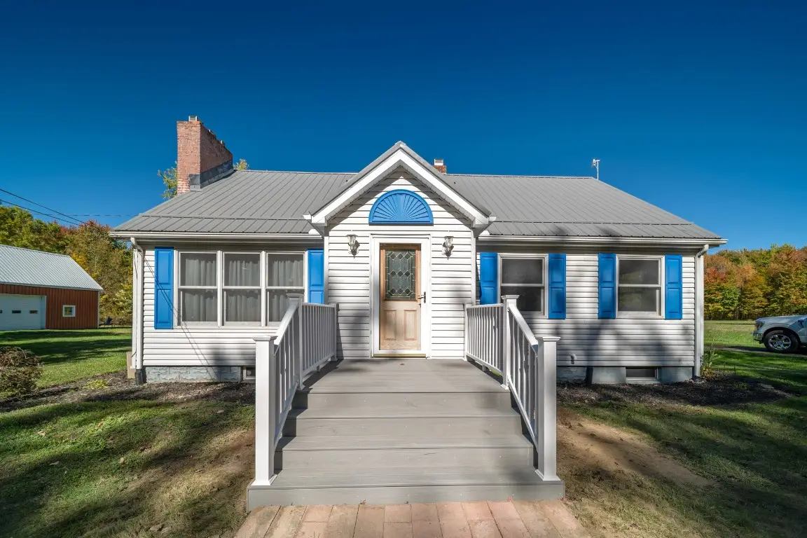 12704 Old Lake Road, East Springfield, PA 16411 - Image #1