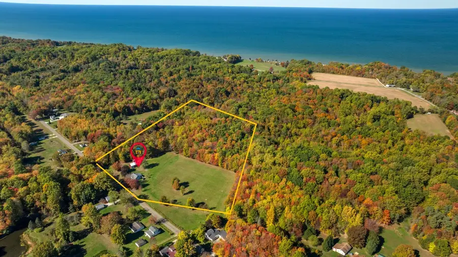 12704 Old Lake Road, East Springfield, PA 16411 - Image #2