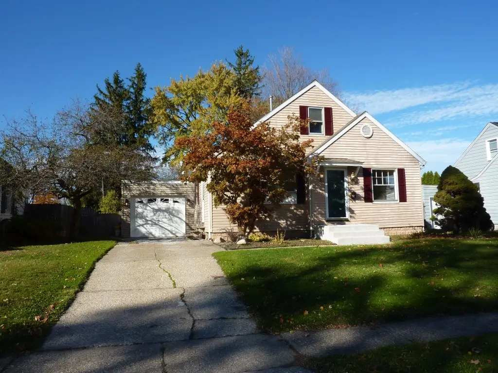 916 E 37th Street, Erie, PA 16504 - Image #1