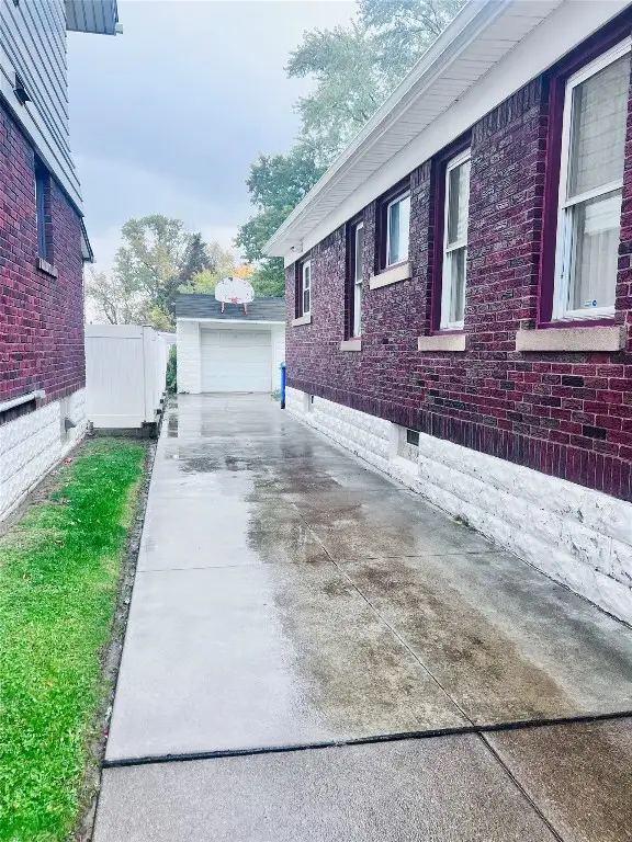 2911 Wayne Street, Erie, PA 16504 - Image #2