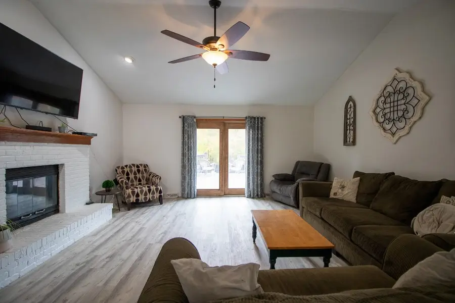 7010 W Lake Road, Fairview, PA 16415 - Image #2