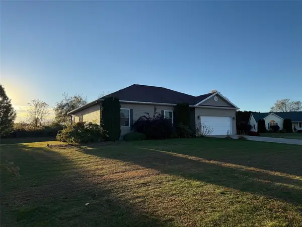 3920 Pin Oak Court, Girard, PA 16417