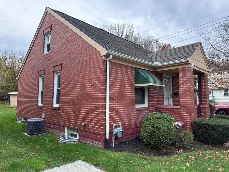 303 E 31st Street, Erie, PA 16504 - Image #2