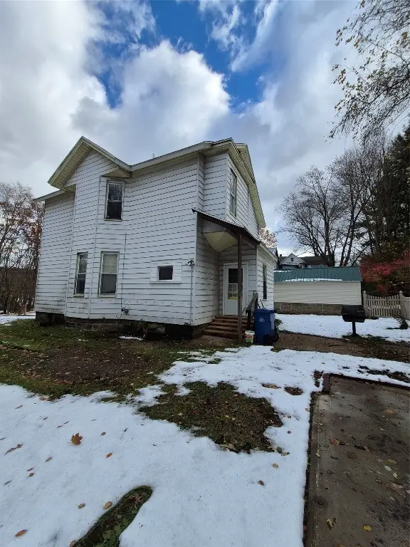 586 Walnut Street, Meadville, PA 16335 - Image #2