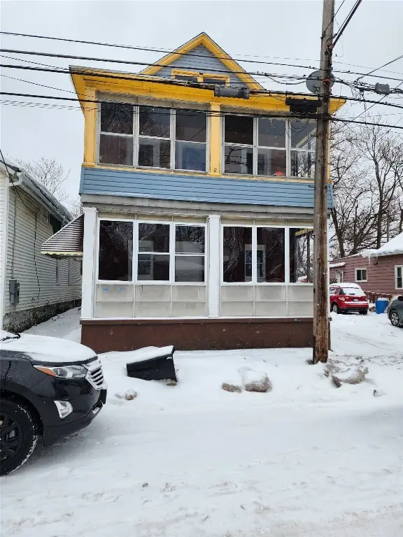 421 W 16th Street, Erie, PA 16502