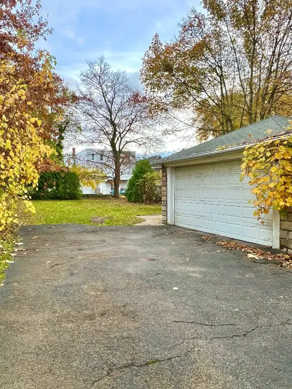 323 W 7th Street, Erie, PA 16502 - Image #3