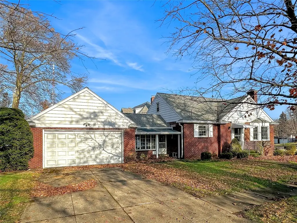 6 W Metcalf Street, Erie, PA 16508 - Image #1