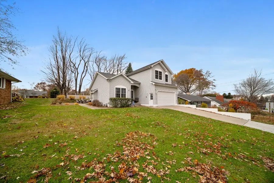 166 Lasalle Avenue, Erie, PA 16511 - Image #2